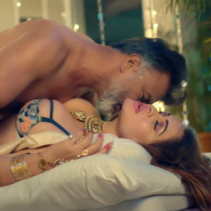 Khidki-P02E05-2023-Ullu-Originals-Hindi-Hot-Web-Series-300x300